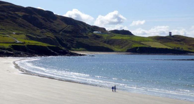 Dungloe Lakeside Lodging Apartment ภายนอก รูปภาพ
